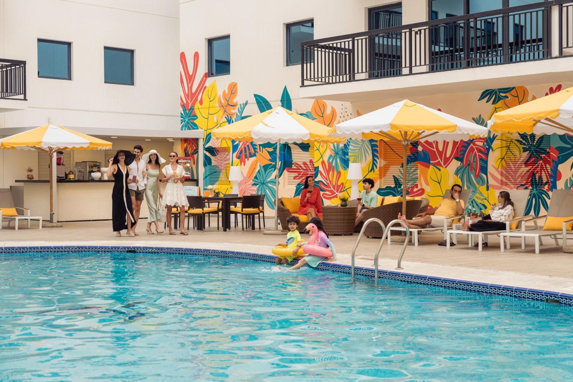 Golden Sands Suites Dubai Esterno foto